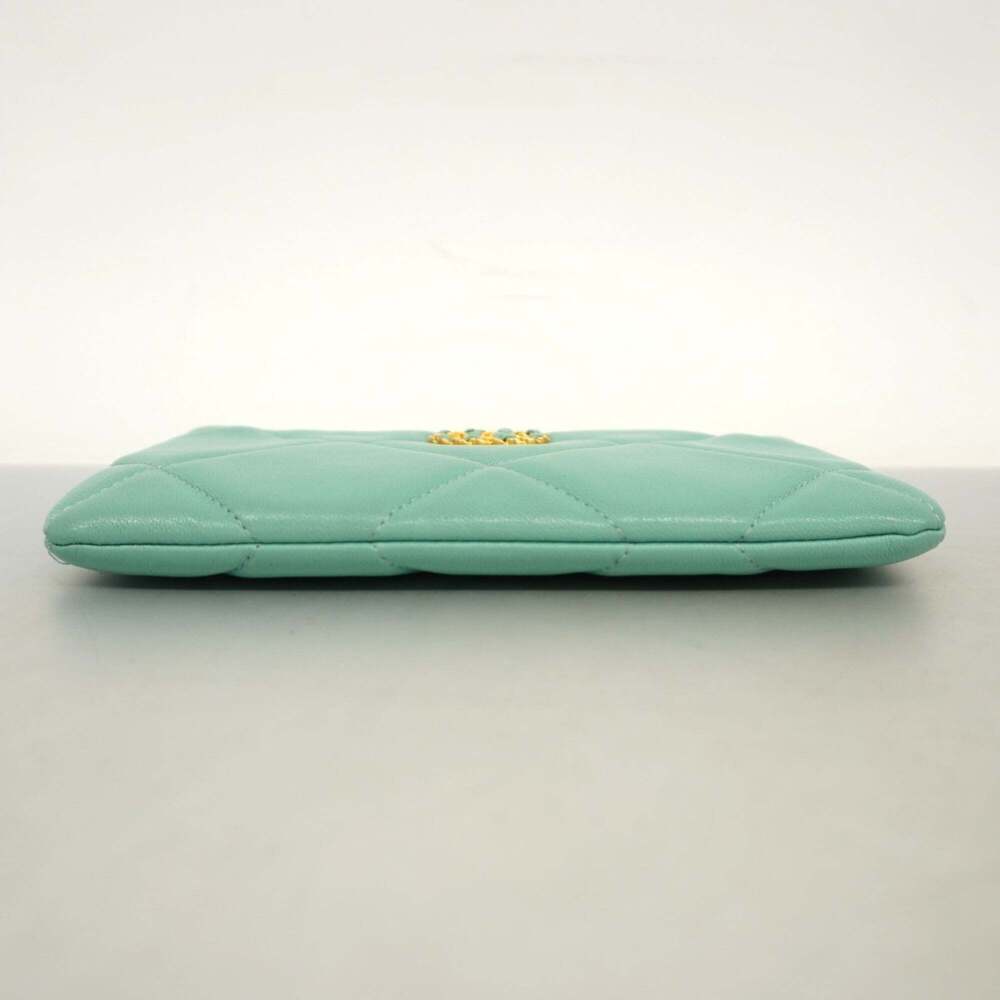 CHANEL Blue Lambskin Leather Wallet - Picture 3 of 11